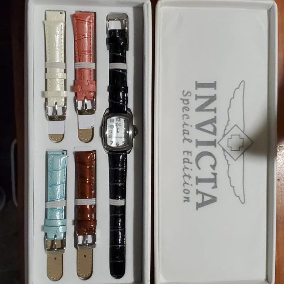 Invicta | Accessories | Invicta Womans Special Edition Lupah  display picture 1